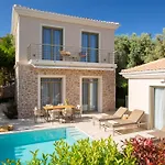 Villa Veramente With Sea View *