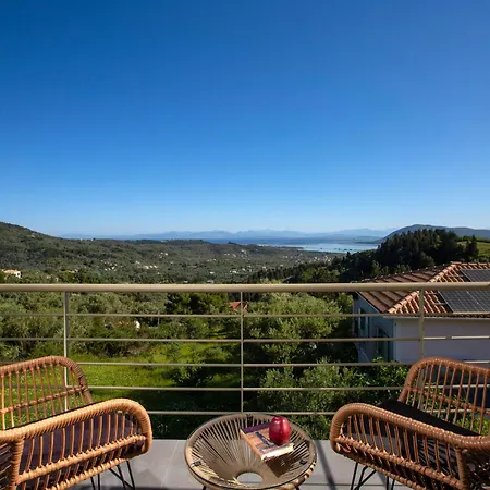 Villa Veramente With Sea View *