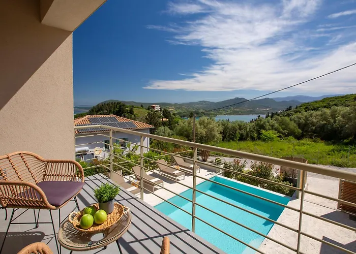 Villa Veramente With Sea View *