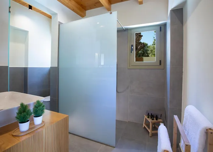 Villa Veramente With Sea View *