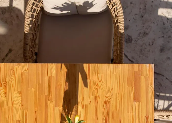 Villa Veramente With Sea View