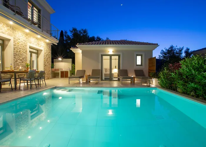 Villa Veramente With Sea View