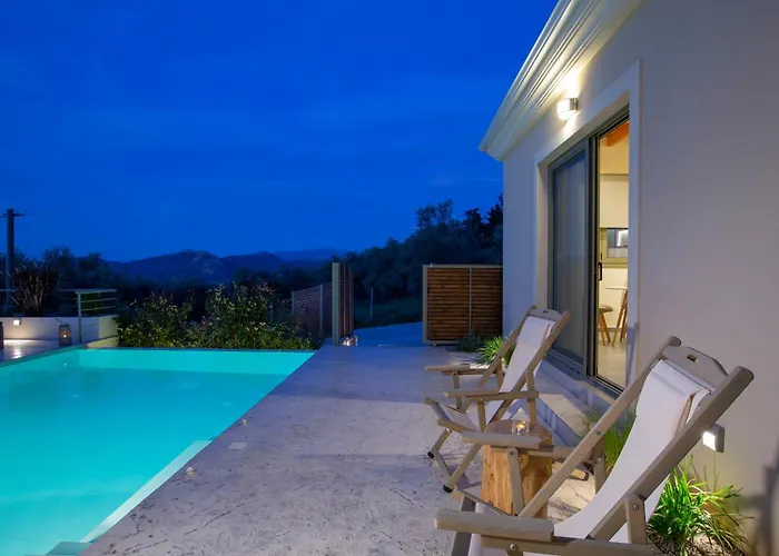 Veramente With Sea View Villa